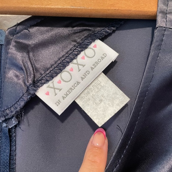 Vintage Embroidered Mini Dress• - Picture 5 of 5